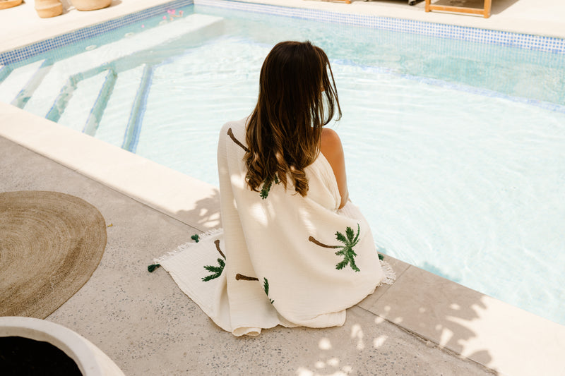 COTTON BEACH TOWEL- THE PALM
