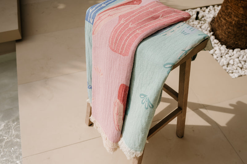 COTTON BEACH TOWEL- CACTI