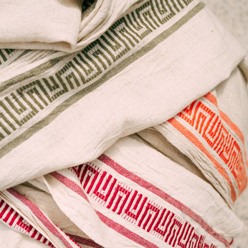MEANDER TOWEL