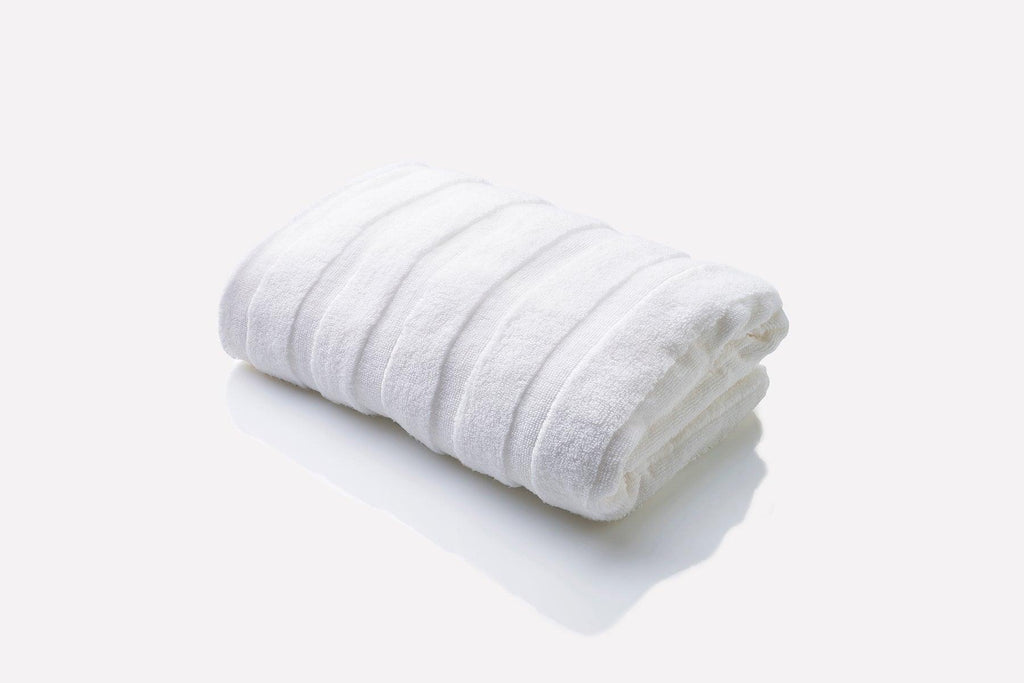 100% Finest Turkish Cotton Towels  Weight  500 gr  Size  70 cm x 140 cm  Product Details  Made in Turkey, this Smooth Cotton Bath Towel is soft, absorbent and quick drying
