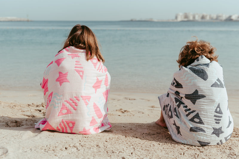 COTTON BEACH TOWEL - DEEP IN THE OCEAN